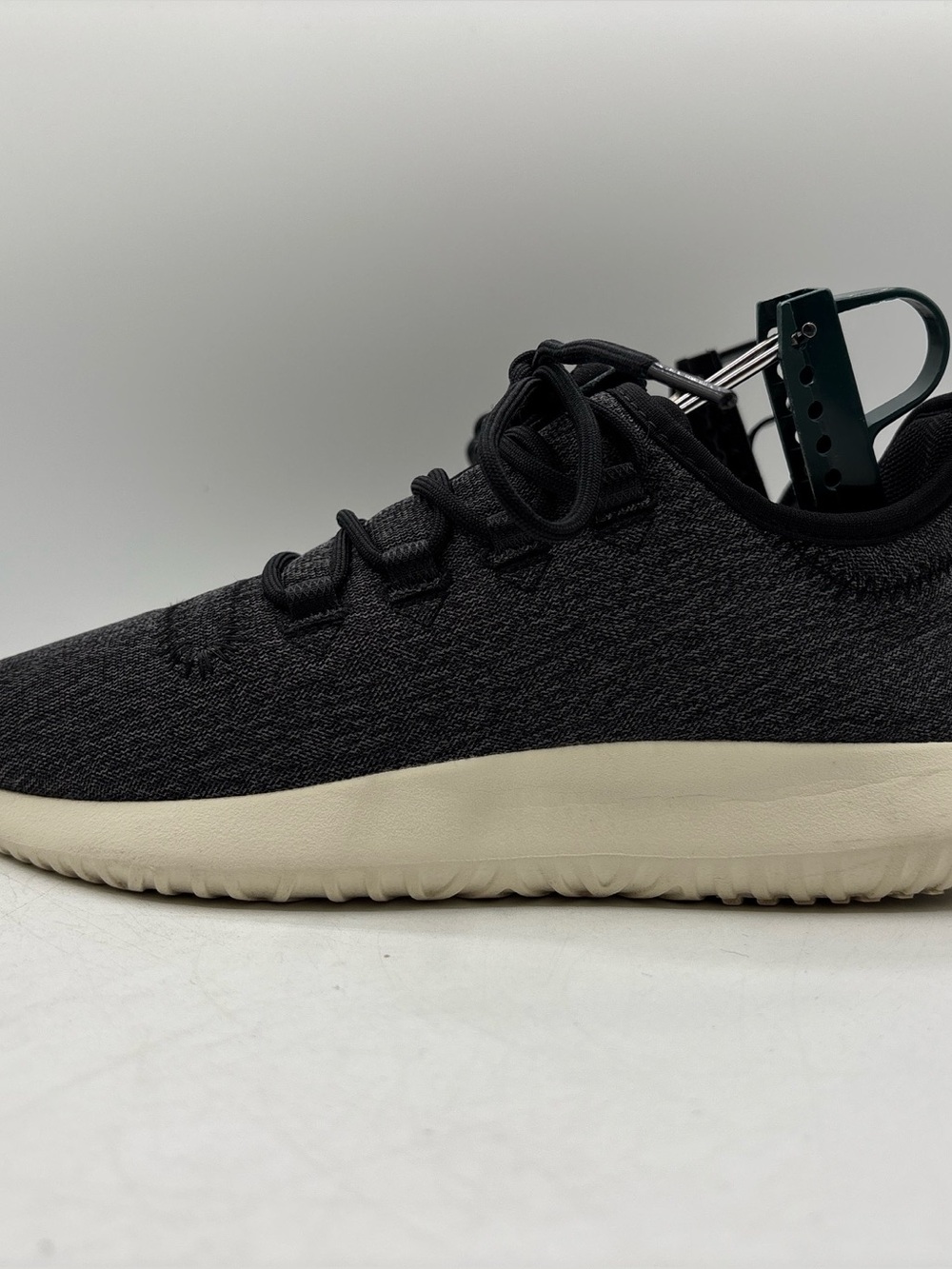 adidas Tubular Shadow CQ2460 Women’s Size 6 Core Black Sleek Streetwear Sneakers